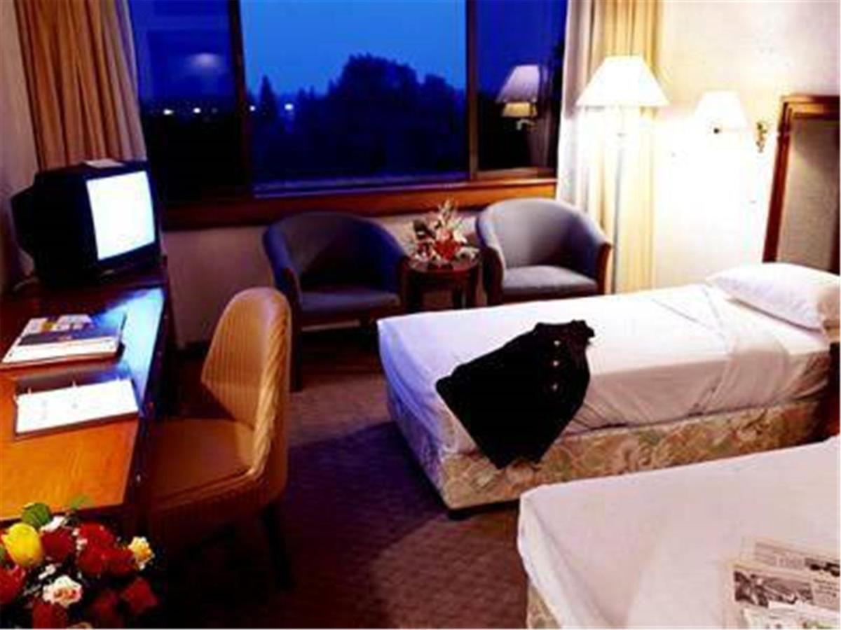 Cypress Hotel Jin Jiang Shanghai Exteriör bild
